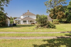 Exterior - Temple House (Truro)