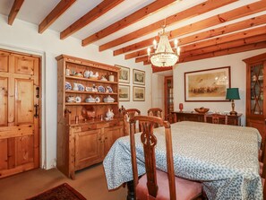 Dining - Temple House (Truro)