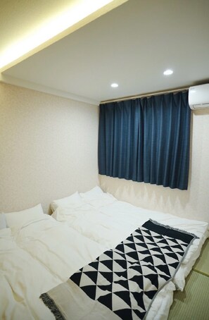 3 bedrooms, WiFi, bed sheets