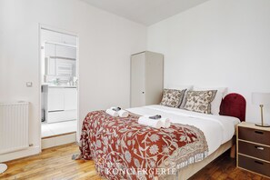 1 bedroom, iron/ironing board, travel cot, WiFi