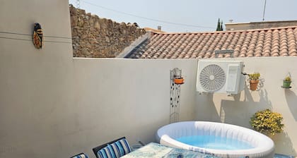 Serge Le Belge room 3 VIP - terrace - jacuzzi