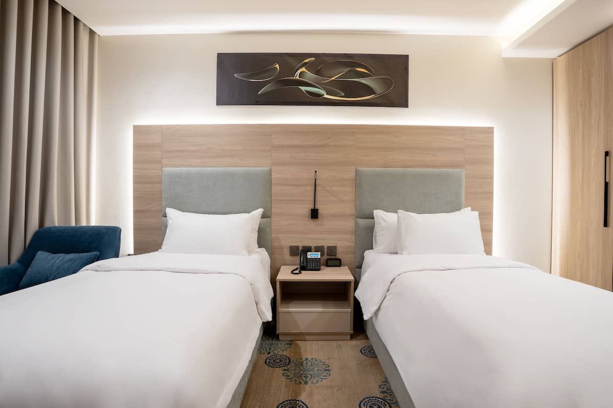 Deluxe Twin Room, City View