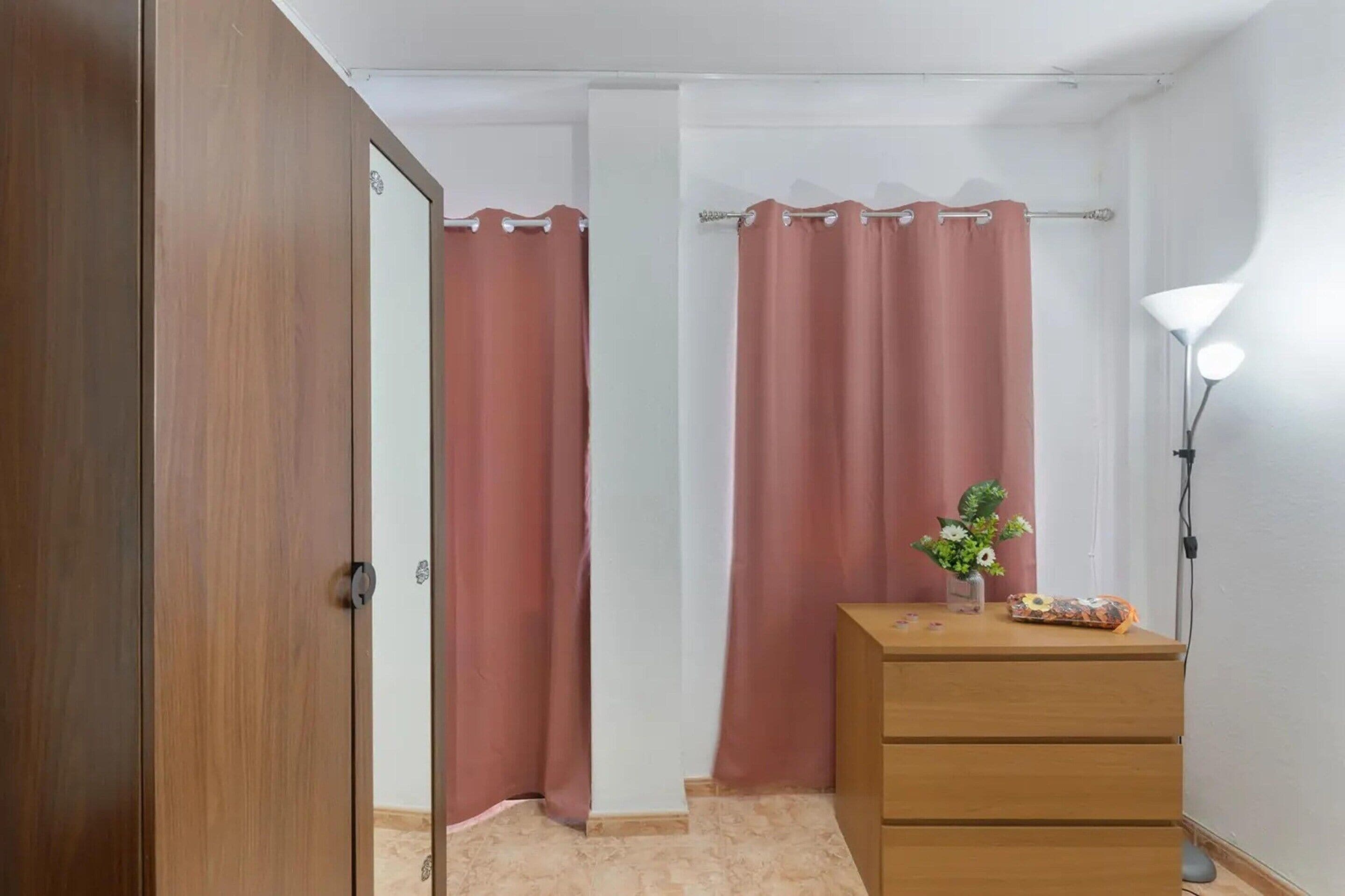 Apartment | 2 bedrooms, iron/ironing board