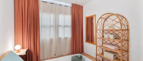 2 bedrooms, iron/ironing board