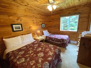 2 bedrooms, Internet, bed sheets - Walk to Beach -Parkside Cottages #8 (York)