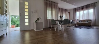 Villa Savalin, a refined residence nestled in the quiet of Taglio di Po