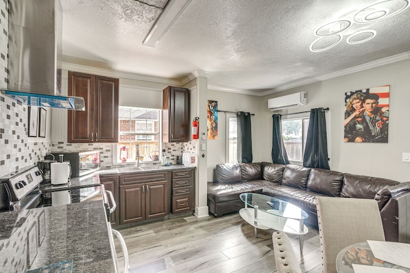 Apartment (1 Bedroom) | Interior