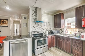 Apartment (1 Bedroom) | Interior