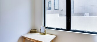 Shop, Dine & Walk to Ocean: Redondo Beach Apt!