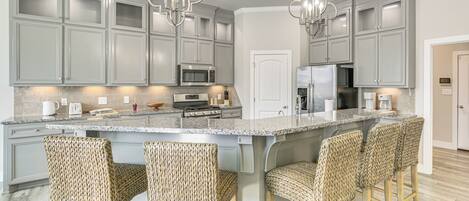 House (3 Bedrooms) | Interior