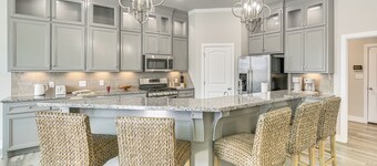 8 Mi to Texas Tech: Spacious Lubbock Home