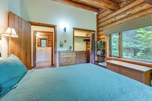House (2 Bedrooms) | Interior - Ski, Hike & Snowshoe: Homer Getaway w/ Fire Pit (Homer)