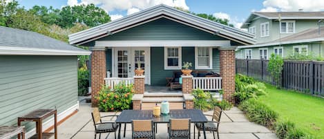 House (3 Bedrooms) | Front of property