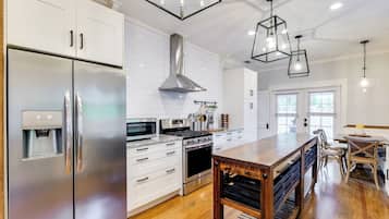 Nhà (3 Bedrooms) | Nội thất