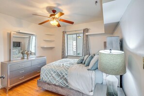 Apartment (3 Bedrooms) | Interior - 13 Mi to Downtown El Paso: Home w/ Game Room & Bar (El Paso)