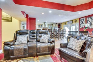 Apartment (3 Bedrooms) | Interior - 13 Mi to Downtown El Paso: Home w/ Game Room & Bar (El Paso)