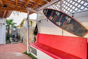 Apartment (3 Bedrooms) | Interior - 13 Mi to Downtown El Paso: Home w/ Game Room & Bar (El Paso)