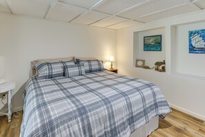 Apartment (1 Bedroom) | Interior