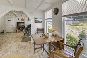 Apartment (1 Bedroom) | Interior