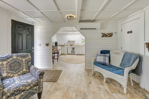 Explore Coastal Maine! Cozy Apt w/ Yard & Garden