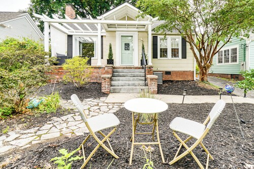 Cookout Ready: Walkable Home in Bearden Village