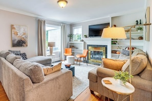 House (3 Bedrooms) | Front of property
