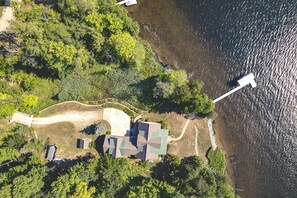 House (6 Bedrooms) | Interior