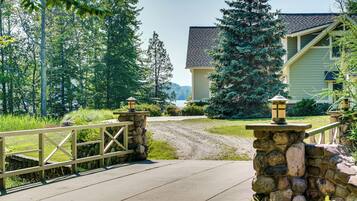 House (6 Bedrooms) | Interior