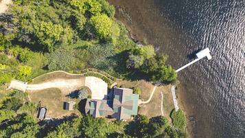 House (6 Bedrooms) | Interior