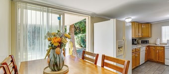 Pet-friendly Unit w/ Yard Near Sacramento River!