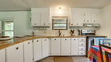 Cottage (3 Bedrooms) | Interior