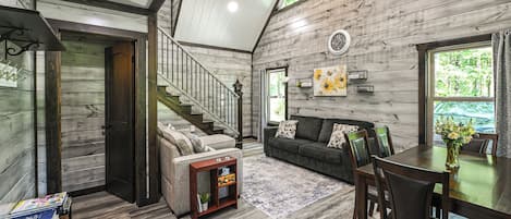 House (1 Bedroom) | Interior