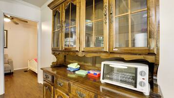 Cottage (2 Bedrooms) | Interior