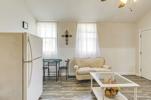 Apartment (1 Bedroom) | Interior