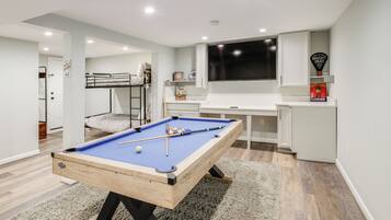 Nhà (2 Bedrooms) | Nội thất