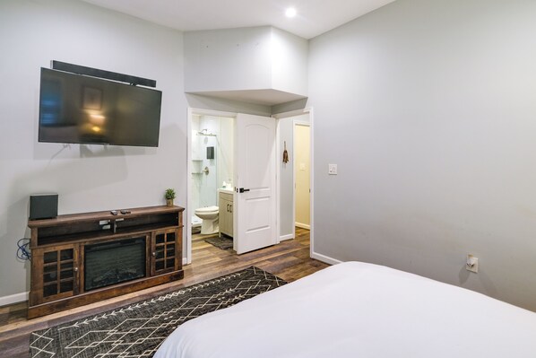 House (2 Bedrooms) | Bahagian dalam