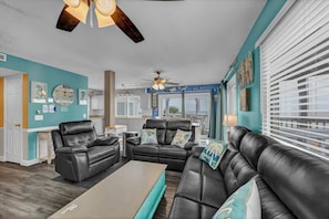 TV - Sunskipper Panoramic Ocean Front - 2br oceanfront condo in Carolina Beach (Carolina Beach)