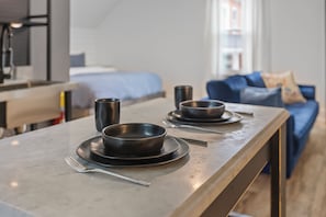 Dining - Charleston Charming Chic DI Loft Getaway (Charleston)