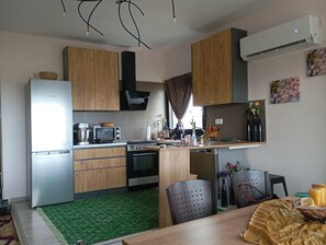 Private kitchen - SOL APARTMENT (Kokkini Hani)