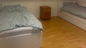 4 sovrum, strykjärn/strykbräda, wi-fi och sängkläder