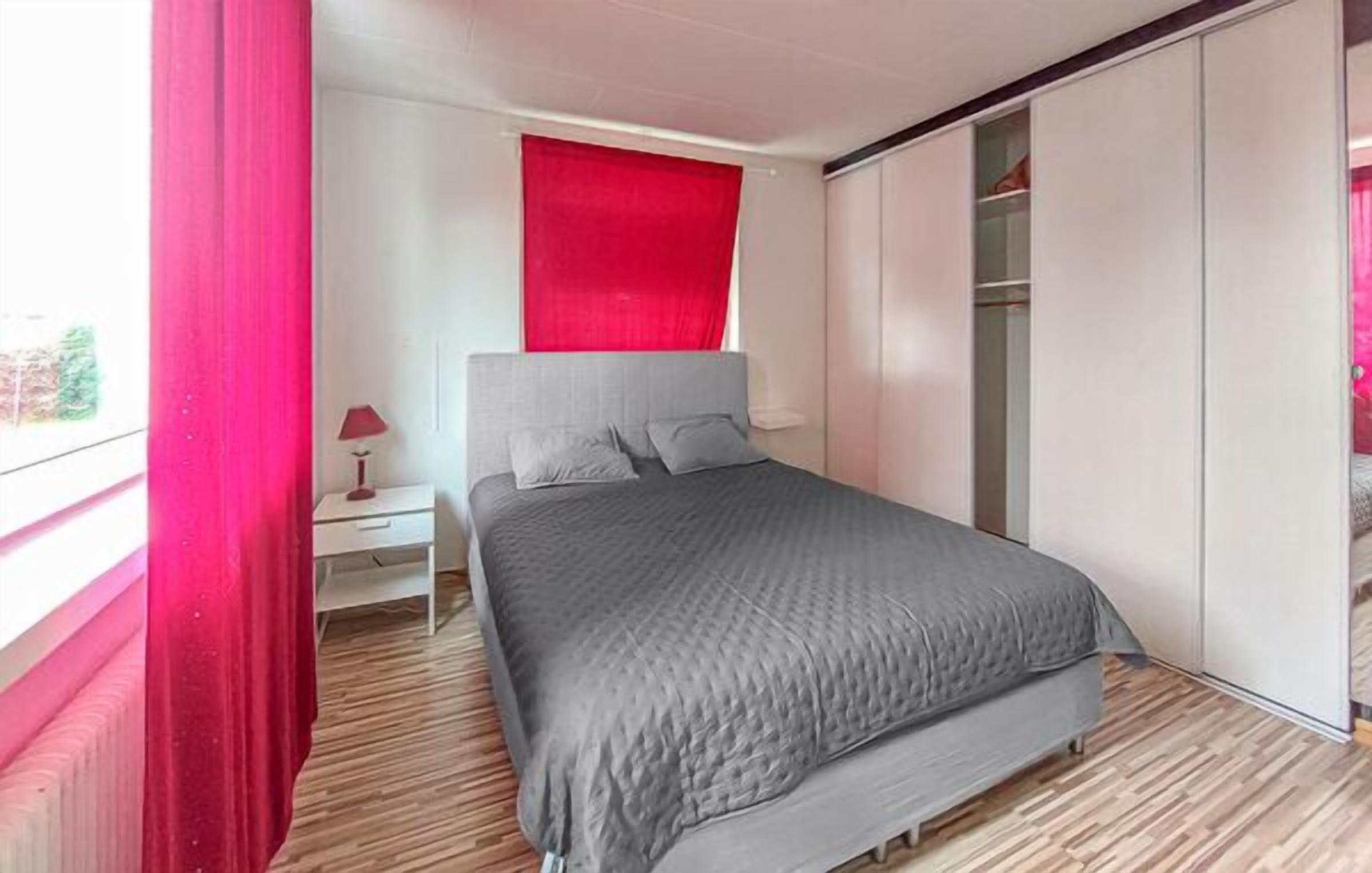 4 Schlafzimmer, Bügeleisen/Bügelbrett, WLAN, Bettwäsche