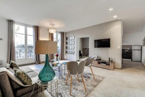 Smart TV, DVD player, music library, stereo