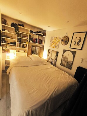 1 makuuhuone, silitysrauta/-lauta, Wi-Fi, vuodevaatteet