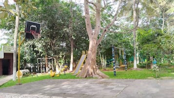 Children's play area - outdoor