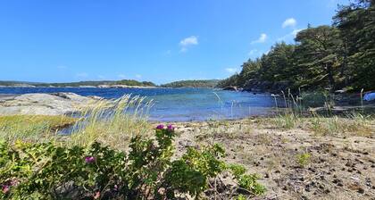 Charming house with kayaks, 300m from the sea on Orust | SE09139