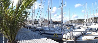 Charming house with kayaks, 300m from the sea on Orust | SE09139