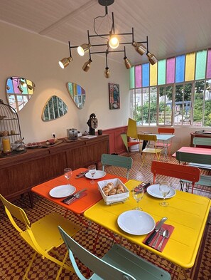 Daily buffet breakfast (EUR 12 per person)