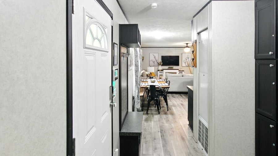 Tranquil Country Retreat Surrounded By Nature 3 Bedroom Home