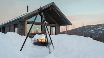Loft, 5 chambres, balcon, vue lac | Enceinte de lâhĂ©bergement