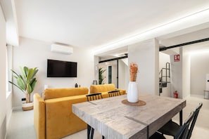 Iron/ironing board, free WiFi - Dobo Madrid Cabrera (Madrid)